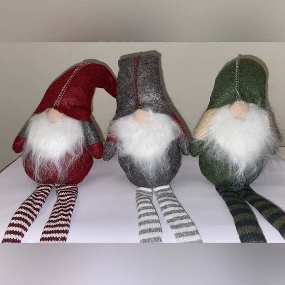 3Pcs Swedish Gnome, Chirstmas Plush Toy, Scandinavian Style Decor Dangle Leg NEW - Picture 3 of 3